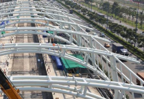 Nhà chờ Metro  ống 168 uốn vòm