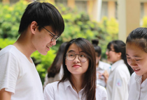 Học sinh thi vào lớp 10 công lập ở Hà Nội tăng kỷ lục