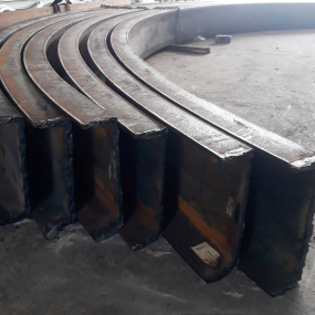 Uốn sắt U300